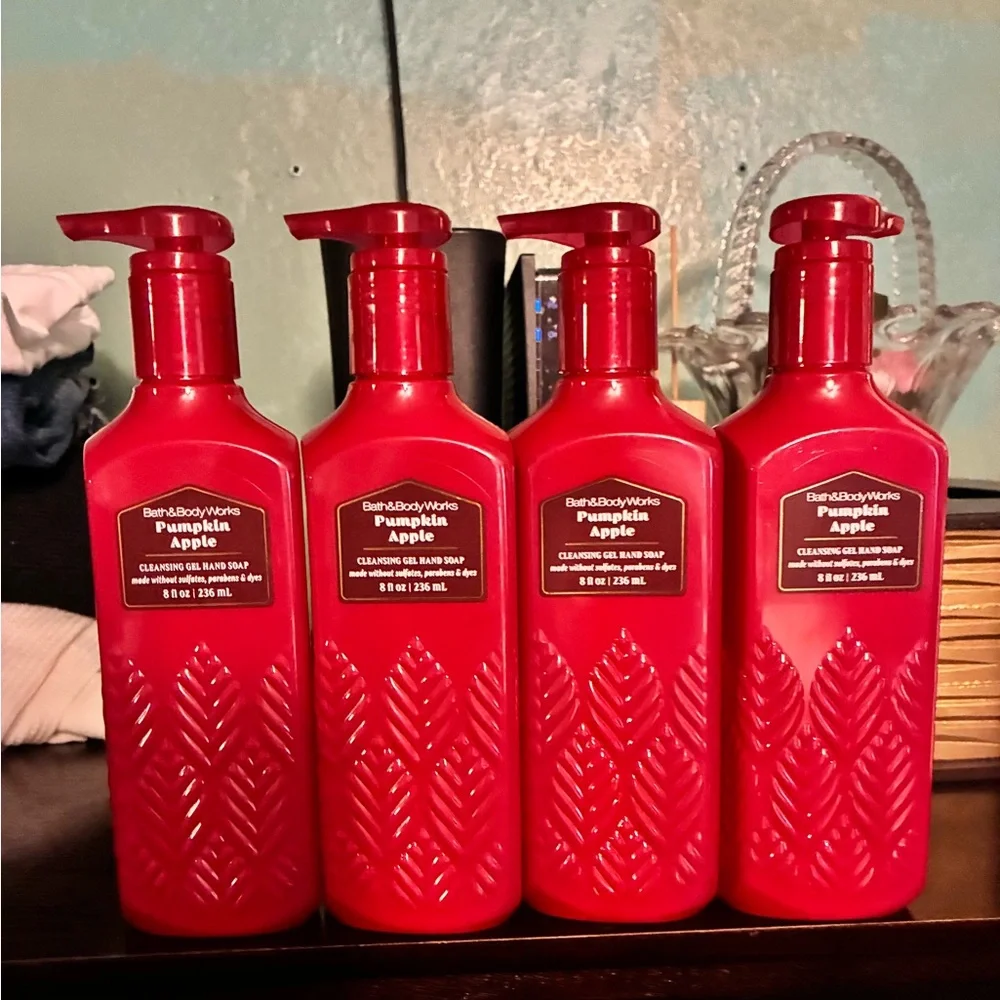 Bath & Body Works Pumpkin Apple Gel Hand Soap (4) - Picture 1 of 4